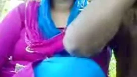 Ibu dan dua cerita s ...