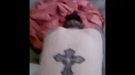 Ibu, dia meletakkan  ...