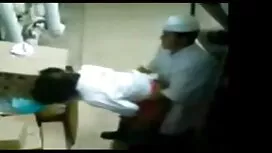 Pelayan. kisah seks  ...